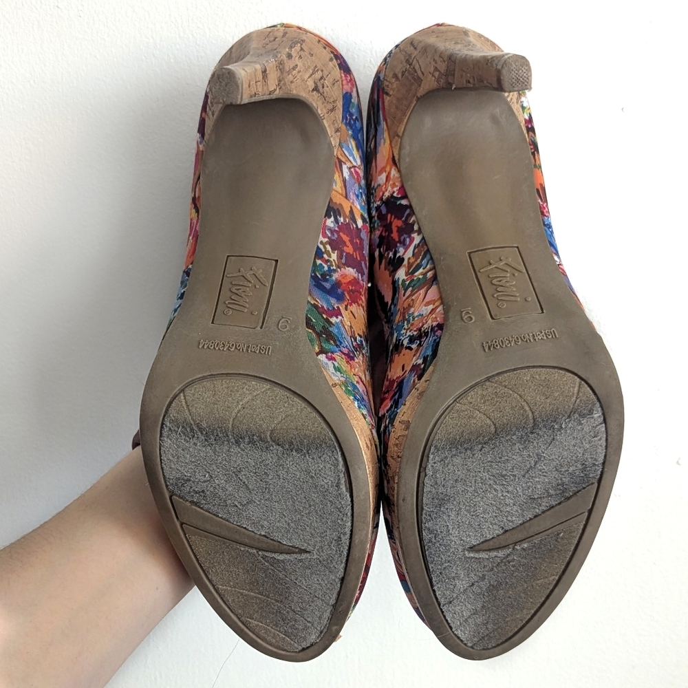 FIONI Laguna Tropical Multicolor Floral High Heel Platforms Stilettos - Picture 7 of 8